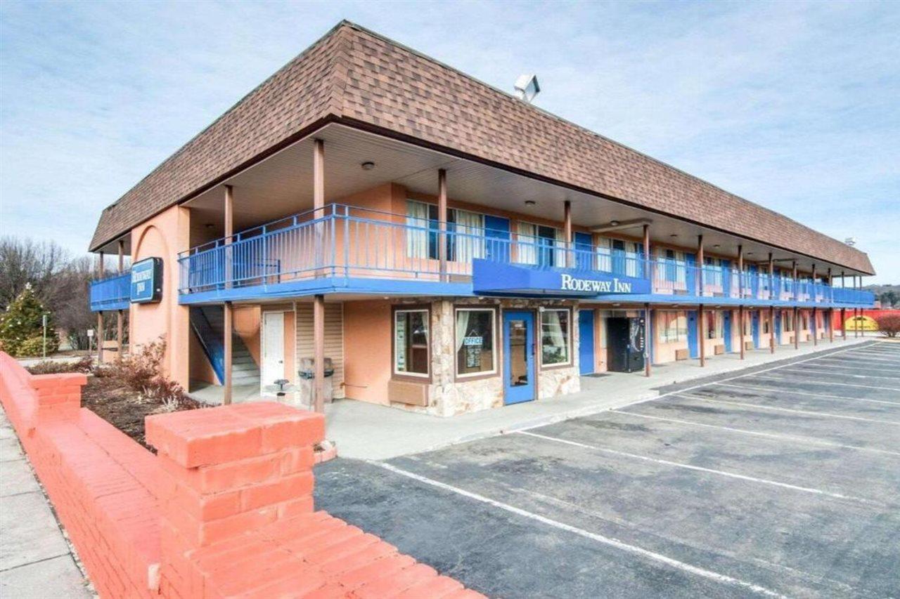 Rodeway Inn Galax Highway 58 Екстериор снимка