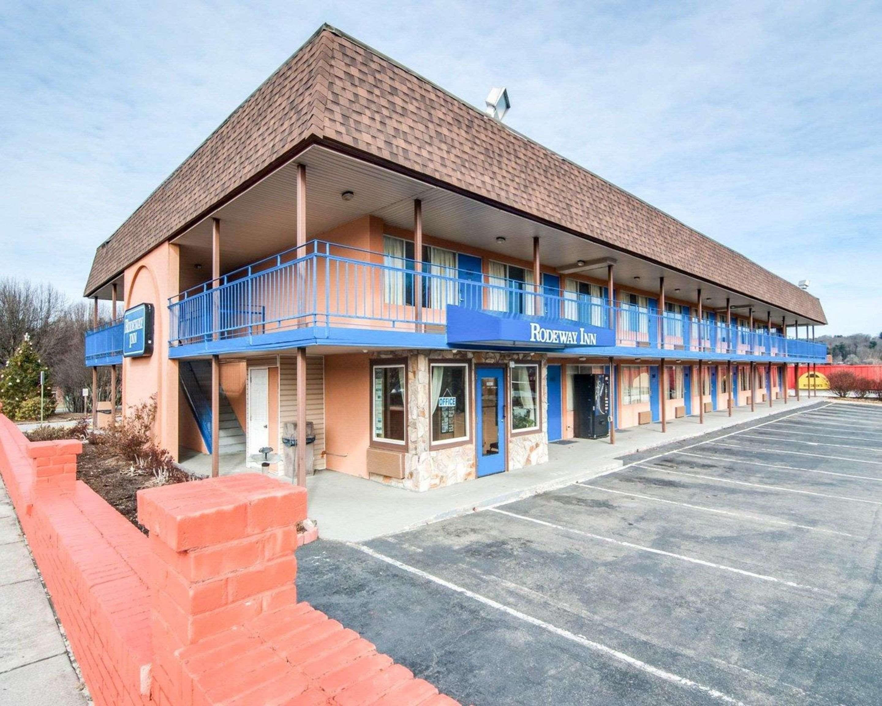 Rodeway Inn Galax Highway 58 Екстериор снимка